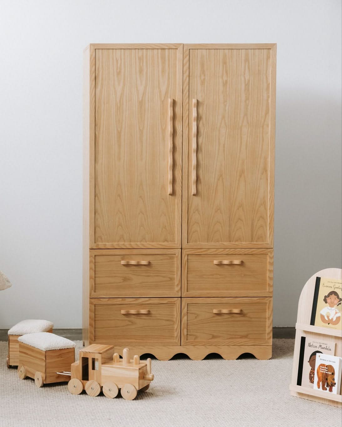 Sacha Wardrobe