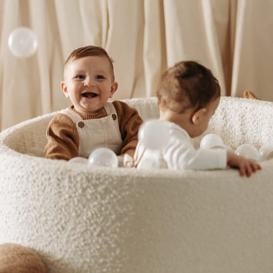 Bouclé Ball Pit
