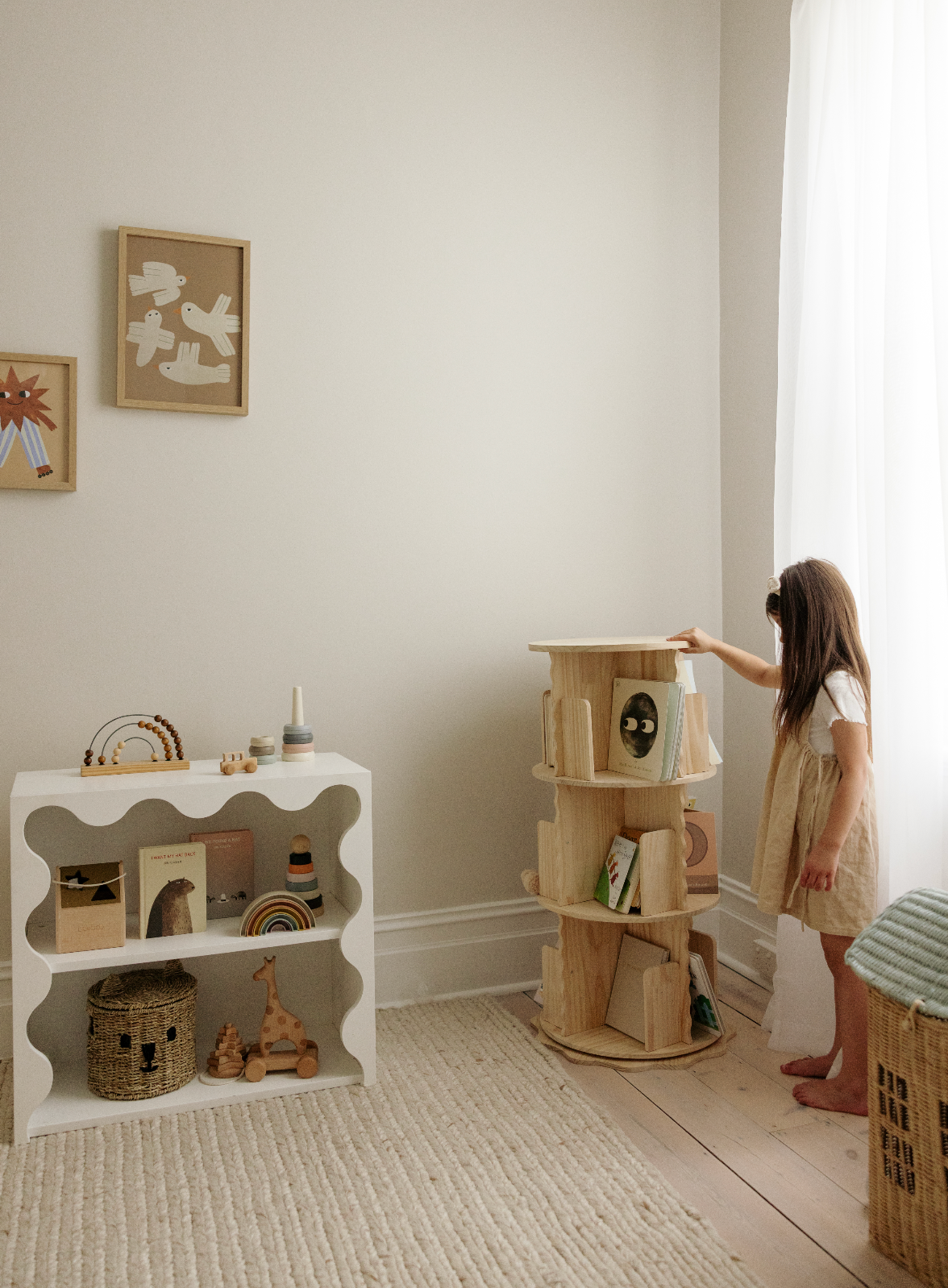Malo Rotating Bookshelf